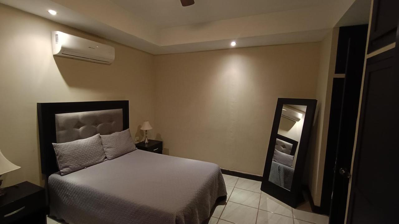 Suites Entrelagos Ciudad Obregón Buitenkant foto