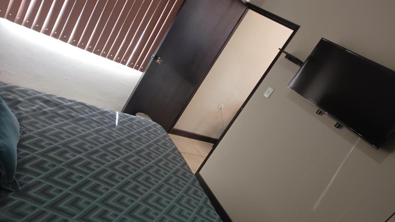Suites Entrelagos Ciudad Obregón Buitenkant foto