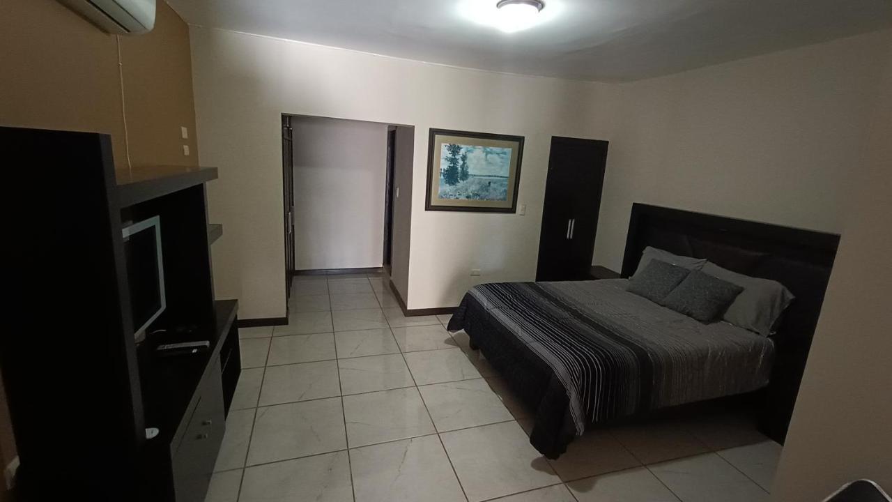 Suites Entrelagos Ciudad Obregón Buitenkant foto